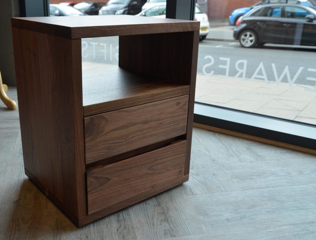 2-drawer-walnut-shelf-table