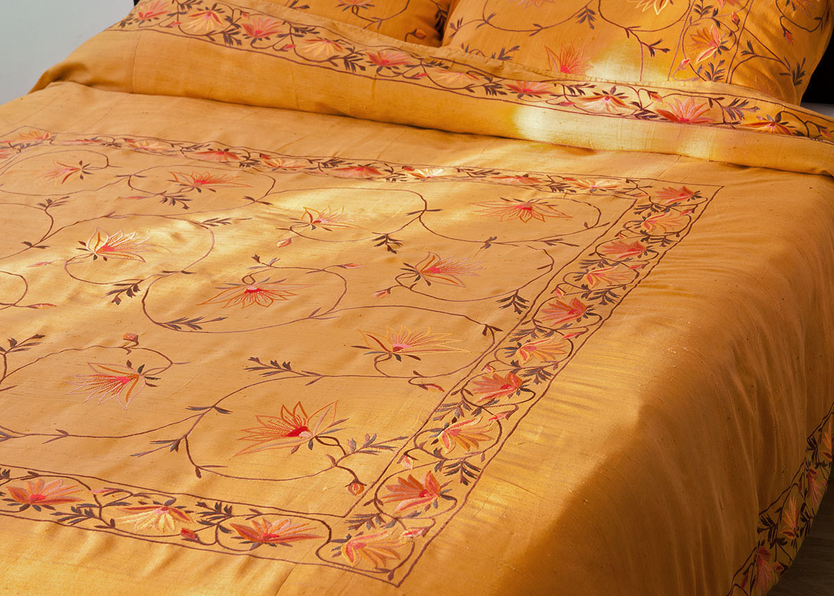 Kashmir Gold Indian Silk Duvet Cover Natural Bed