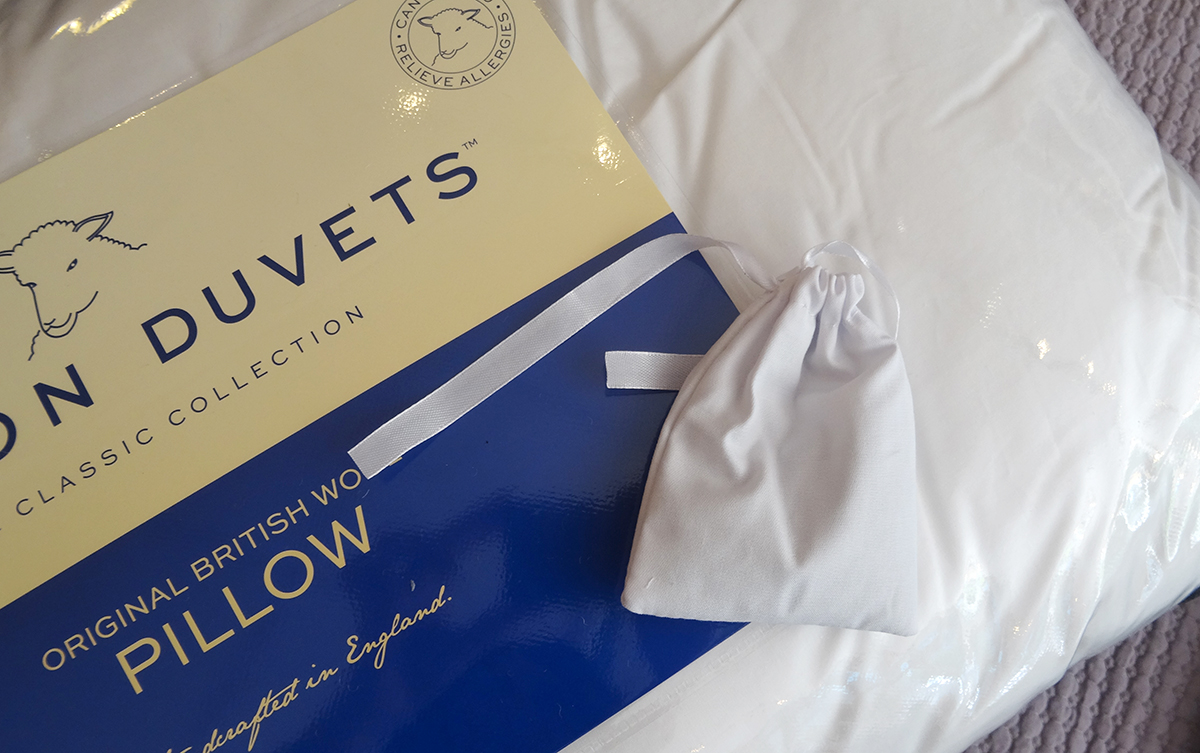 Fieldcrest down hotsell surround pillow