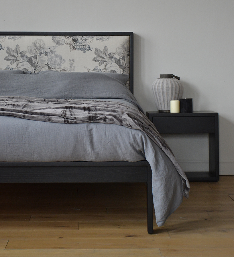 Charcoal linen bedding and cosy blanket on black oak Shetland bed