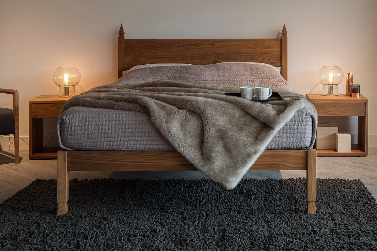 samarkand walnut bed