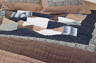 Kadi earth quilt