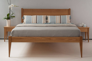 oak classic bed the Cochin shown with matching bedside tables