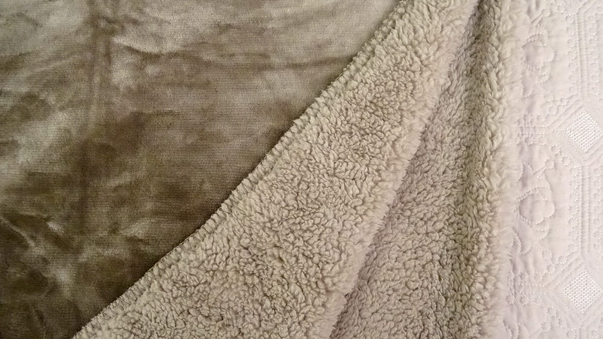 cosy blanket taupe