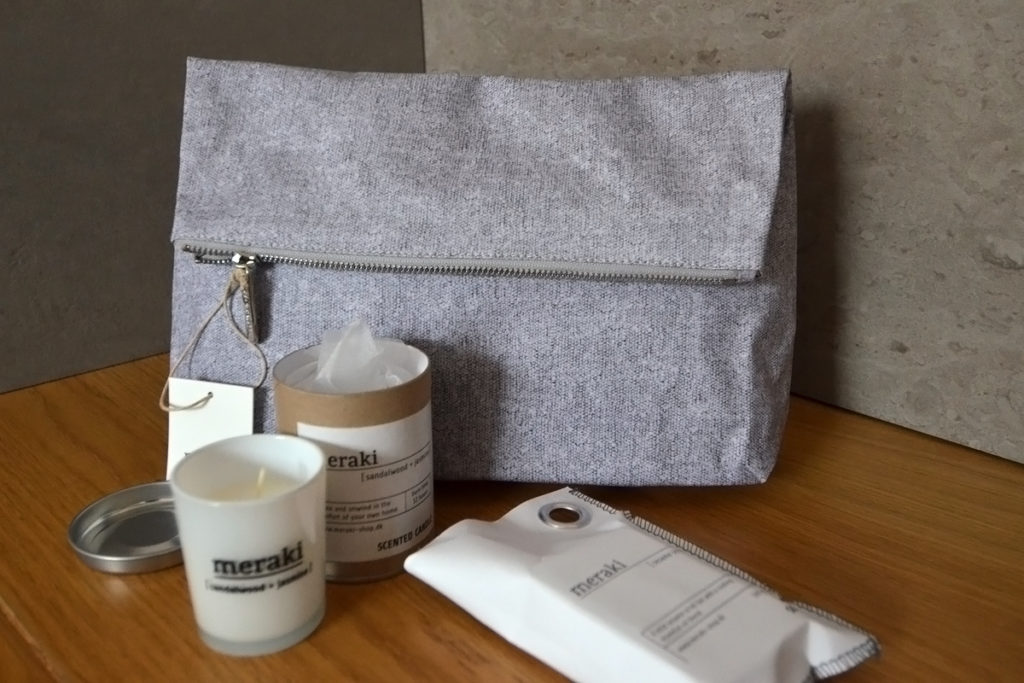 large meraki travel set