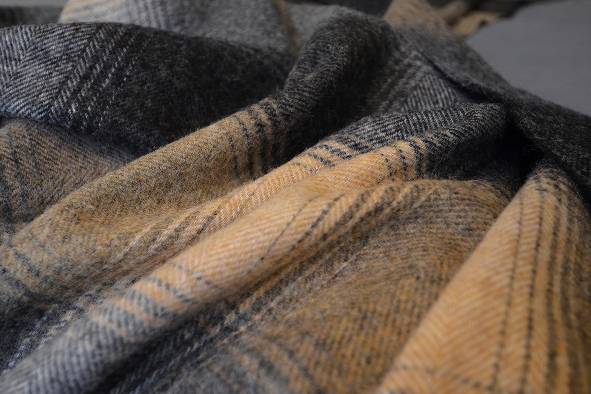 Kilnsey Shetland Wool Throw - Taupe