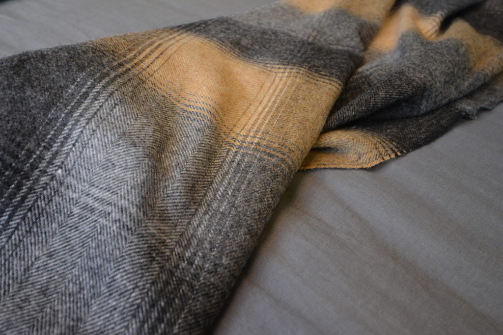 Kilnsey Shetland Wool Throw - Taupe