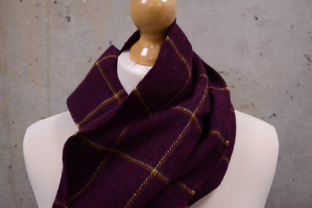 merino-lambwool-scarf-burgundy