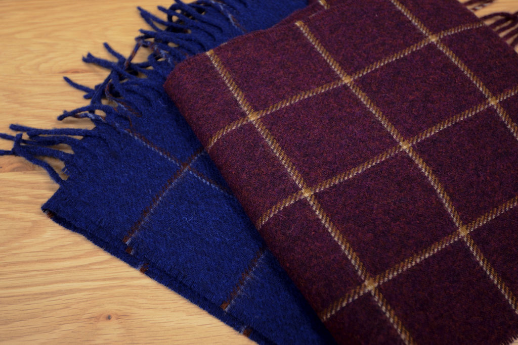 merino-lambwool-scarves-burgundy-and-blue