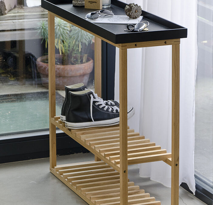 Wireworks console table