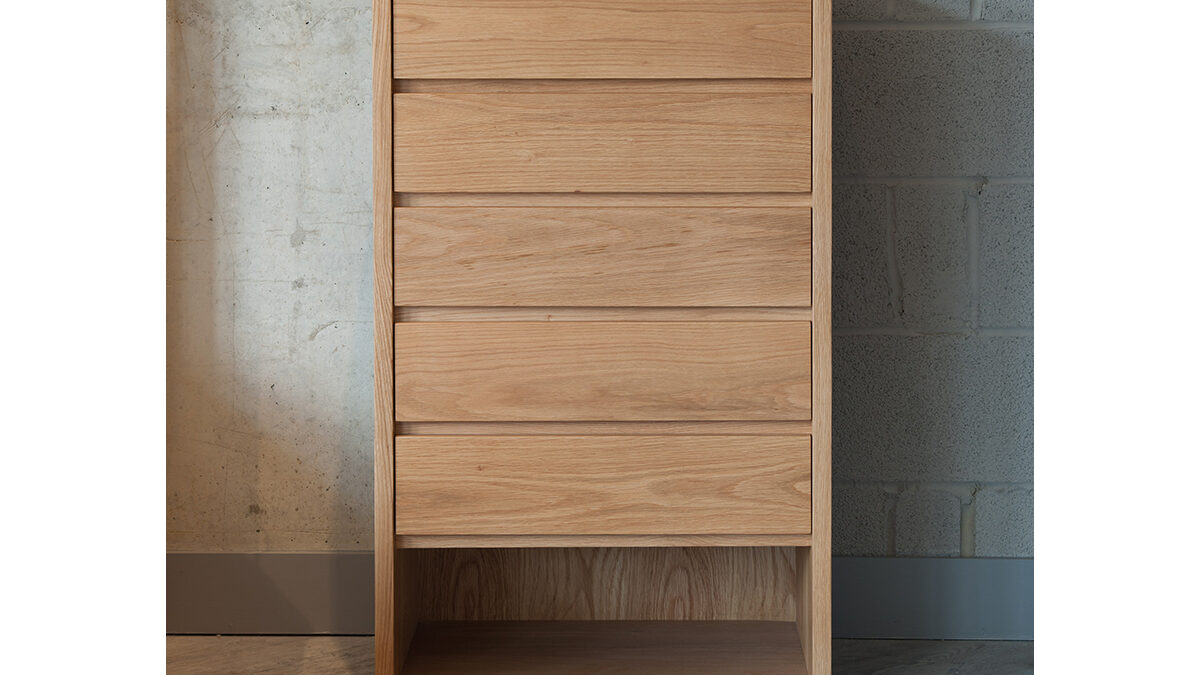 Cube 5 drawer tallboy chest of drawers in Oak wood