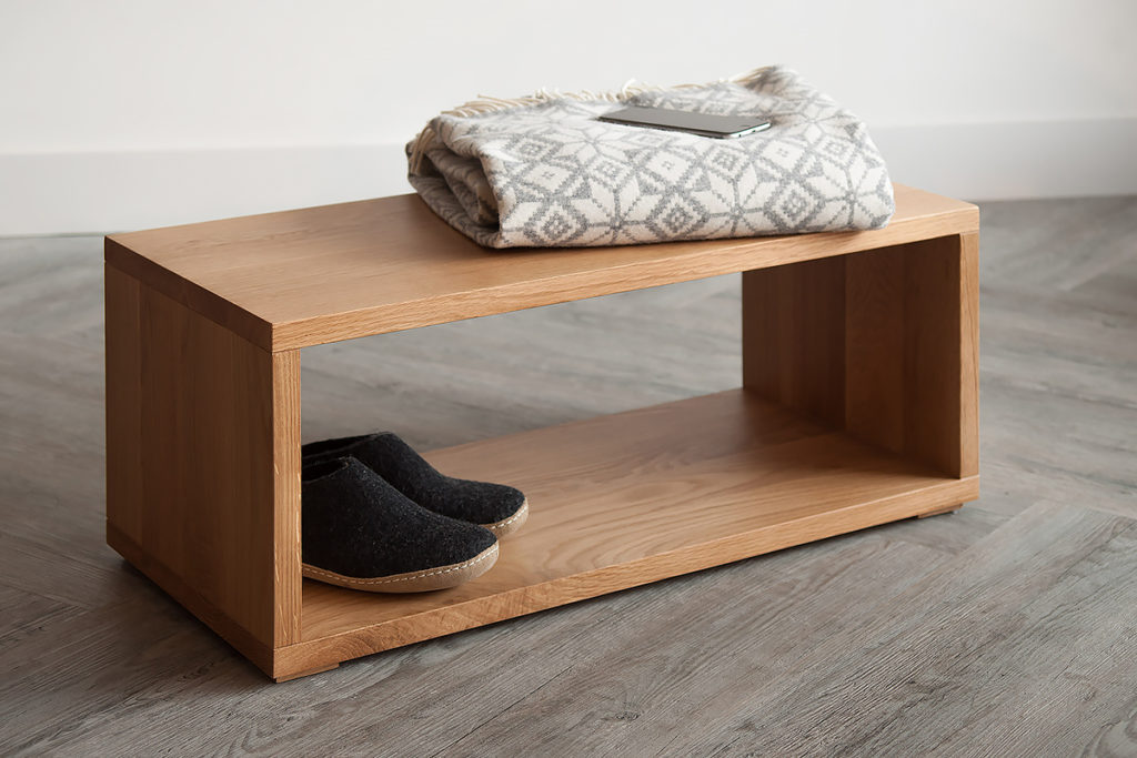 Open shelf Cube low bedside table in Oak