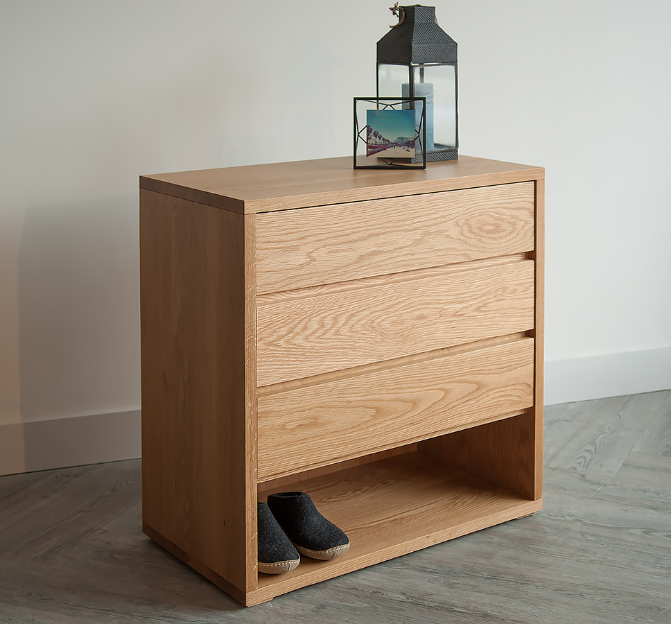 Black Lotus Cube bedrrom chest of drawers in Oak