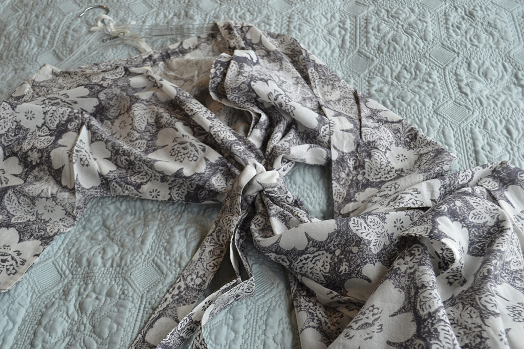 bohemia floral grey robe