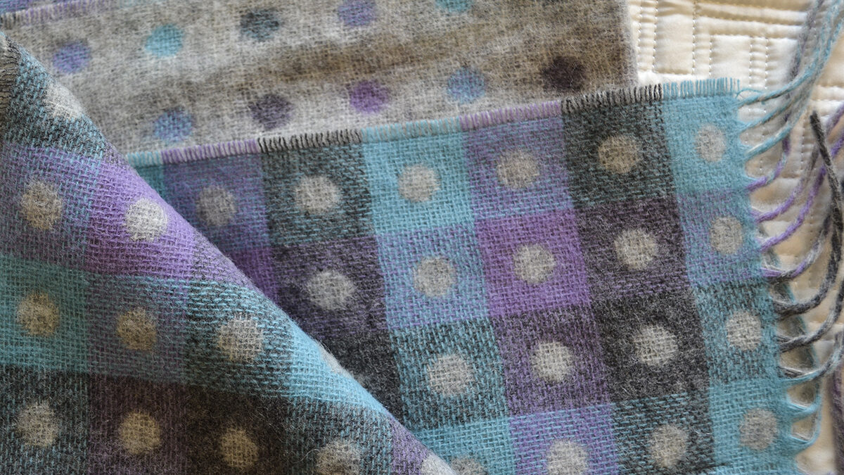 merino-lamsbwool-scarf-grey-lilac