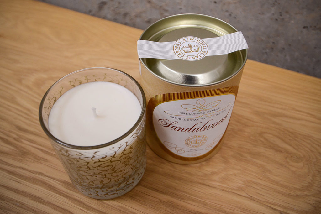 scented-candle-glass-jar-sandalwood