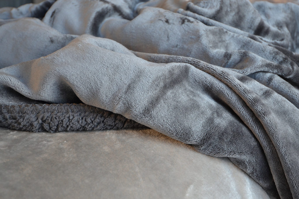 steel-grey-soft-cosy-throw