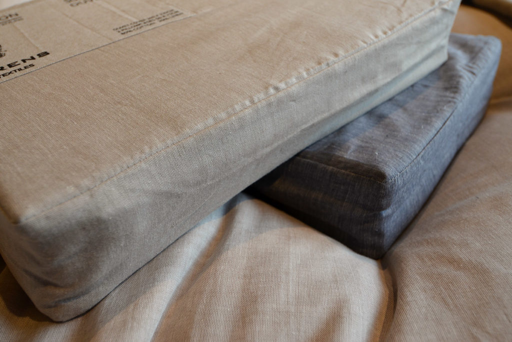 cotton-linen-bedding-sandstone-navy