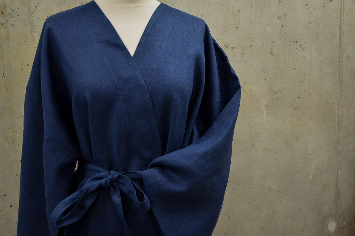 deep-blue-kimono