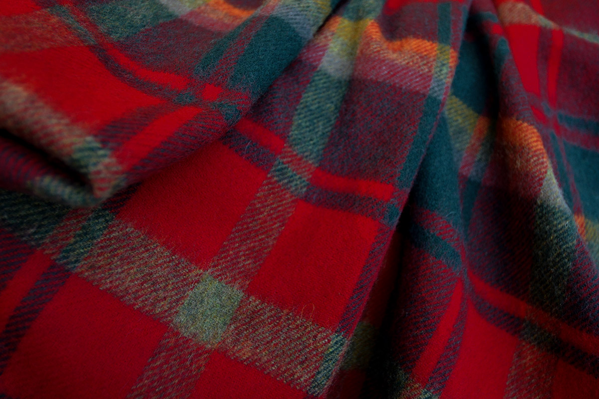 maple-red-green-check throw