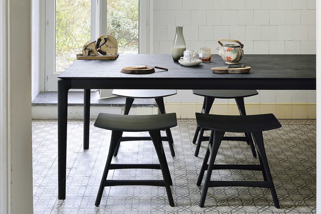 1200x800 Oak Osso stool black