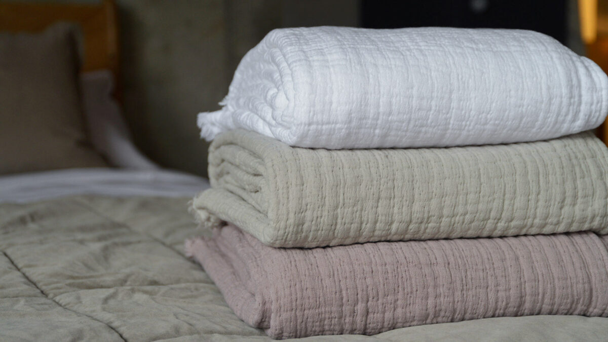 pure cotton textured weave throws in 3 colour ways