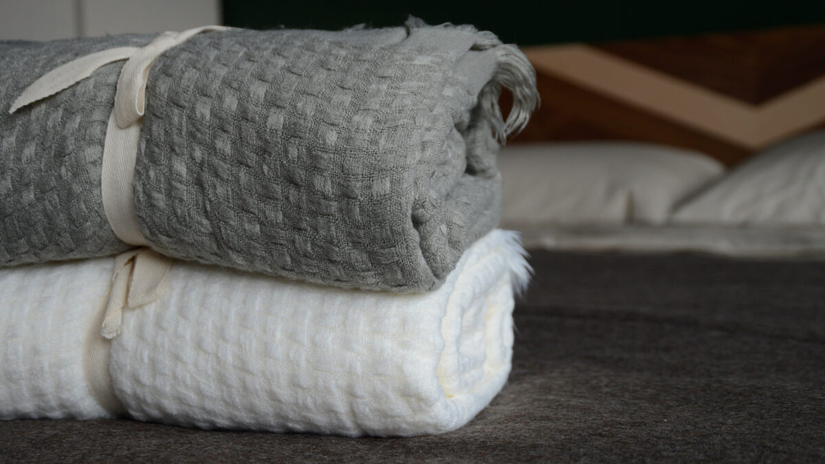 Also Home Soft Basket Weave Throws Stack
