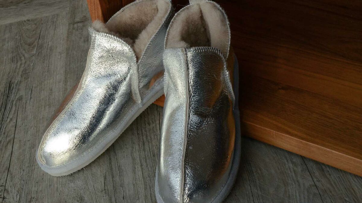 Annie silver sheepskin slippers 1600