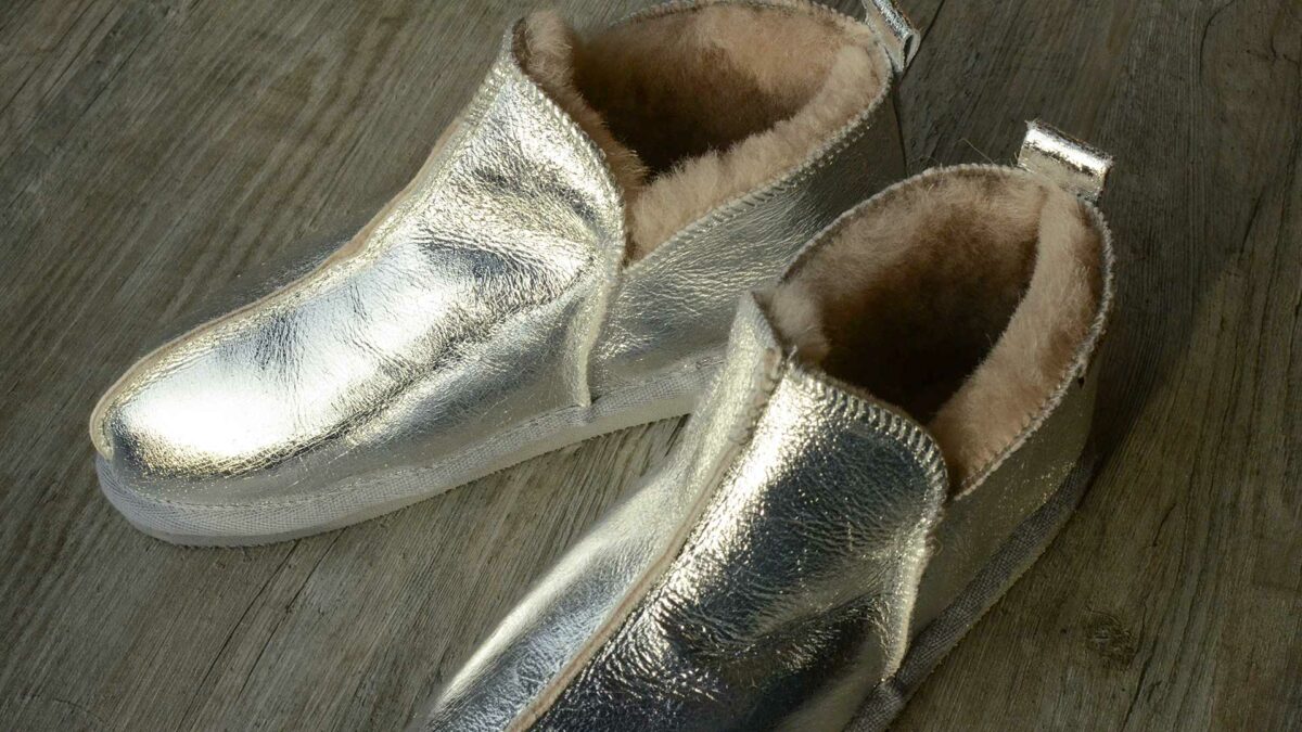 Annie silver sheepskin slippers 1920