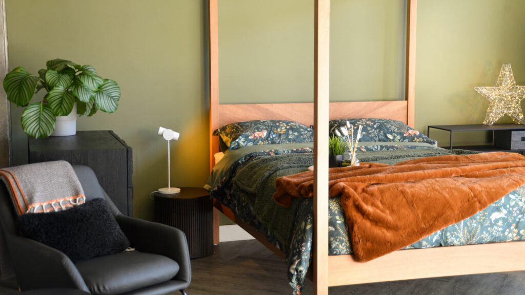 Autumn bedroom style featuring a cherry wood Kelham 4 poster bed