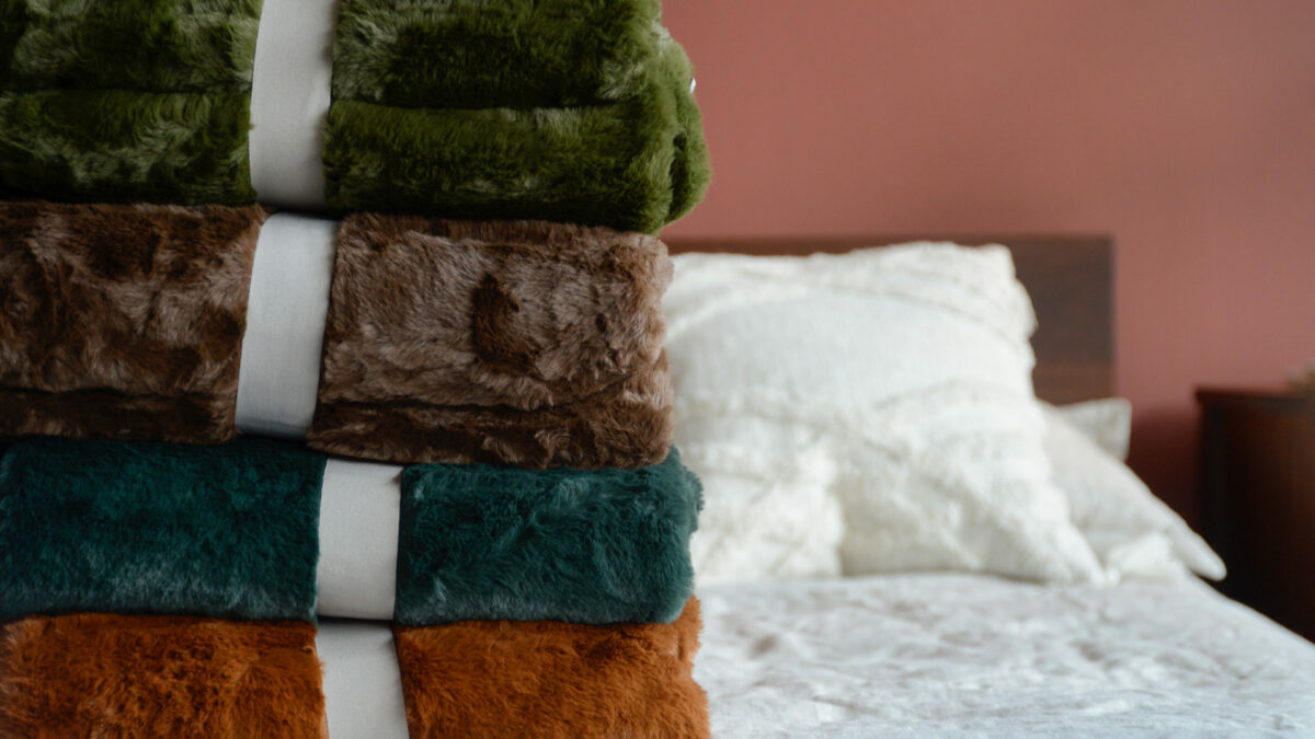 Autumnal Faux Fur Throws New Stack 1