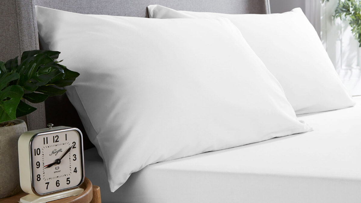 Bamboo fabric pillowcases in white 1920