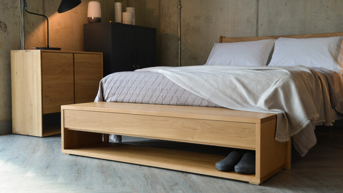 End of bed Oak bench with storage drawer and open shelf