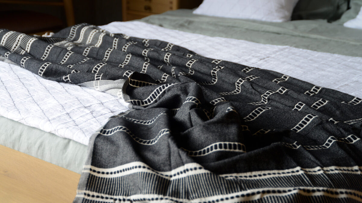 Black Peshtemal Pattern