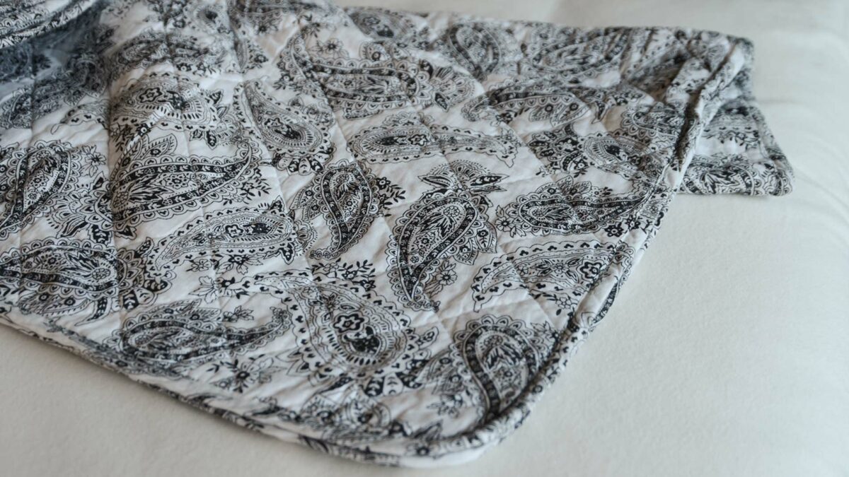 Black and White Paisley Print