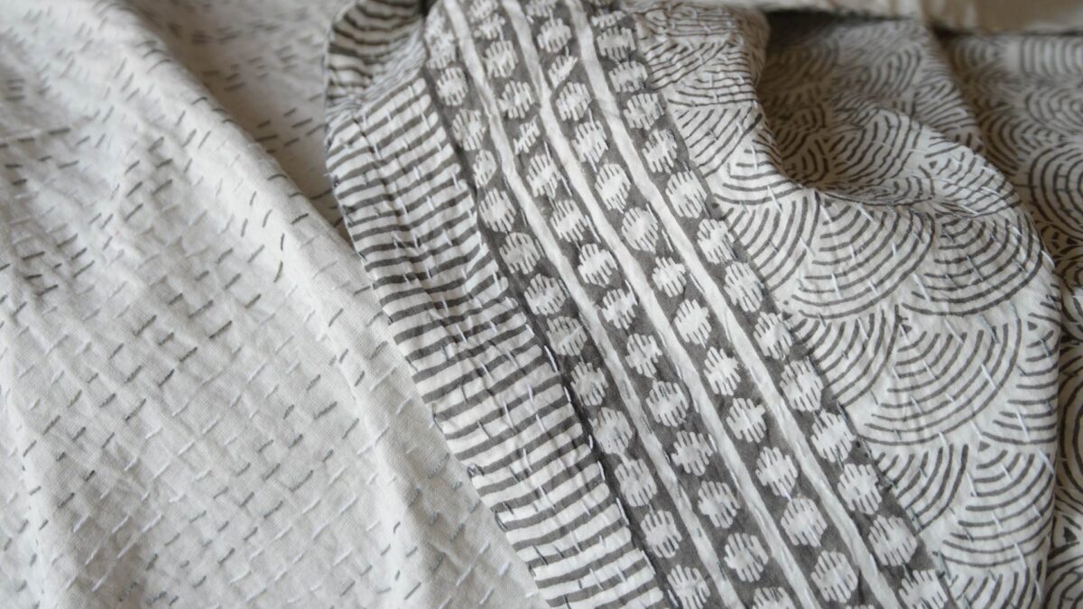 Block Print Stitched Cotton Bedspreads - Various Colours - Image 7