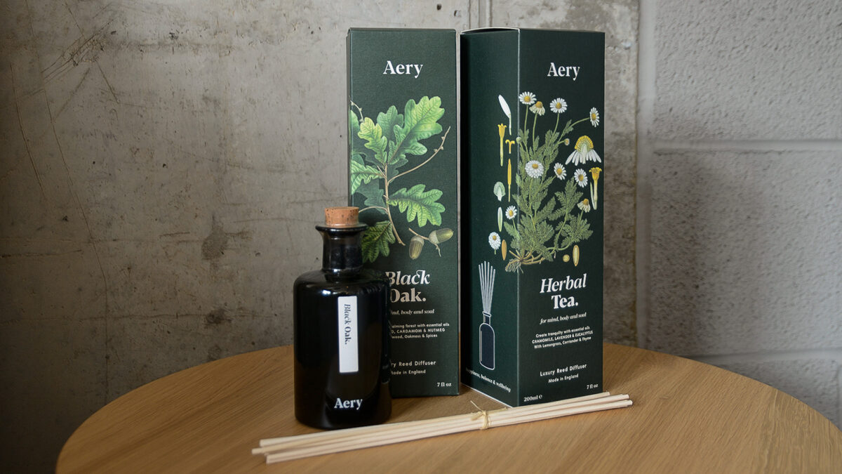 Botanic scented candles and diffusers
