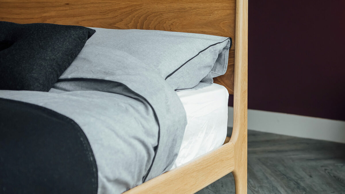 Camden bed headboard square