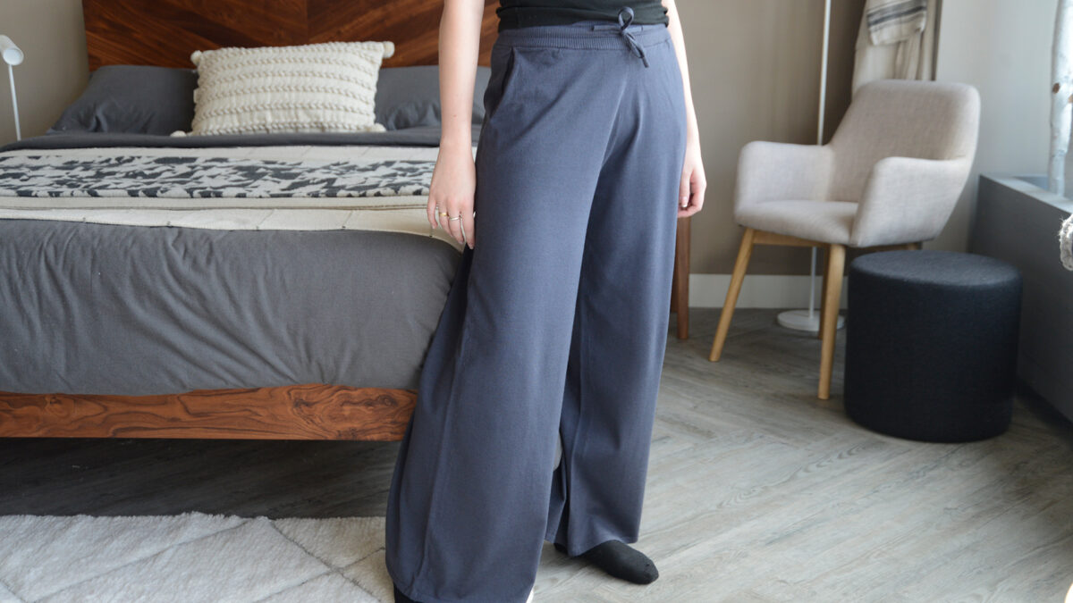 Chalk Wide Leg Pants Blue Front3