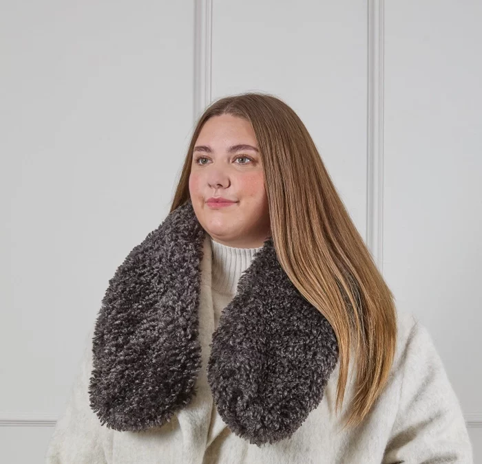 faux fur scarf