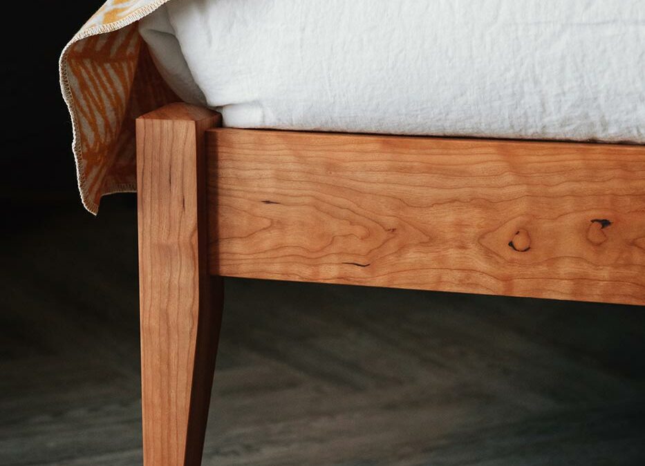 cochin bed leg