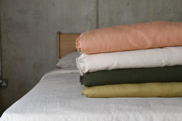 Plush Comforters with Cotton & Linen Covers