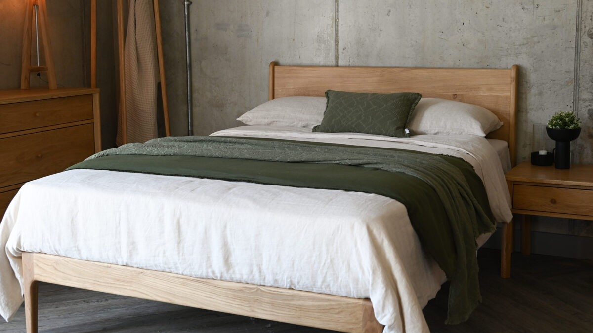 Plush Comforters with Cotton & Linen Covers - Image 6