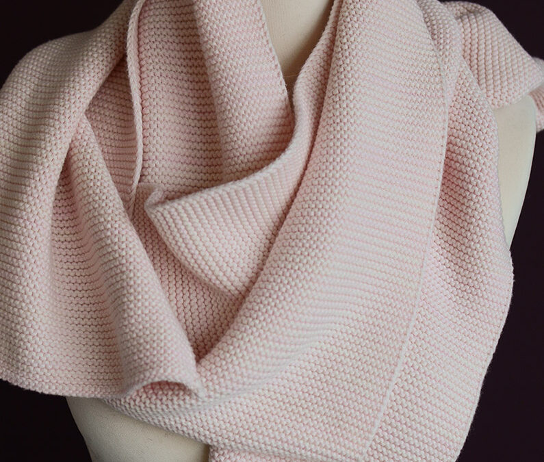 Cosy-cotton-scarf-pink-portrait
