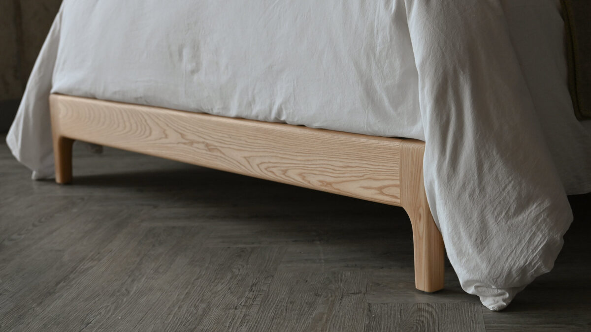 QUICK SHIP Custom Ash Bed - Kingsize Carnaby - Image 6