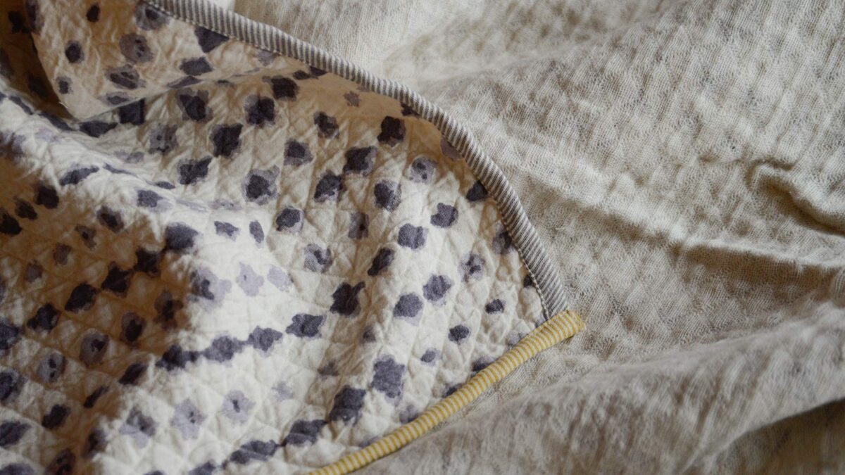 Contrast Edged Boho Throws - 3 Colours - Image 12