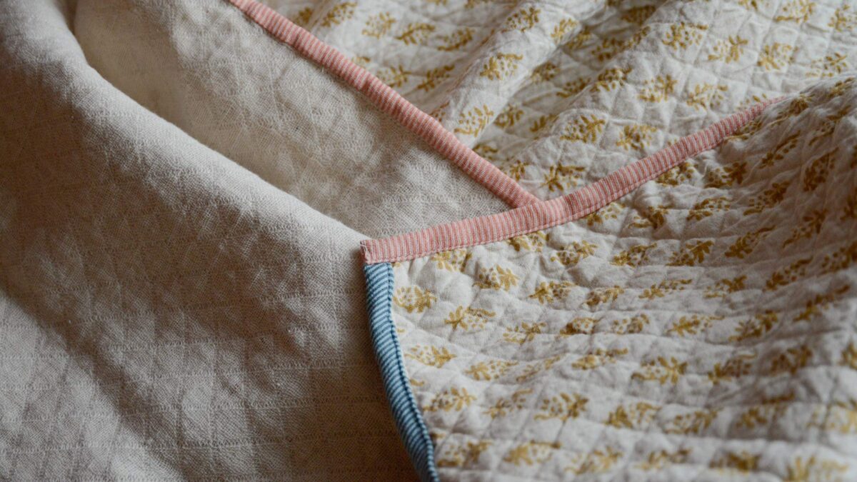 Contrast Edged Boho Throws - 3 Colours - Image 8