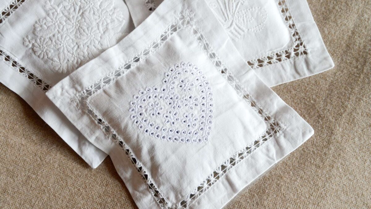 Set of 3 Embroidered Lavender Pouches - Image 4