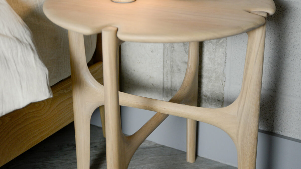 Ethnicraft Oak Pi Table Legs Detail