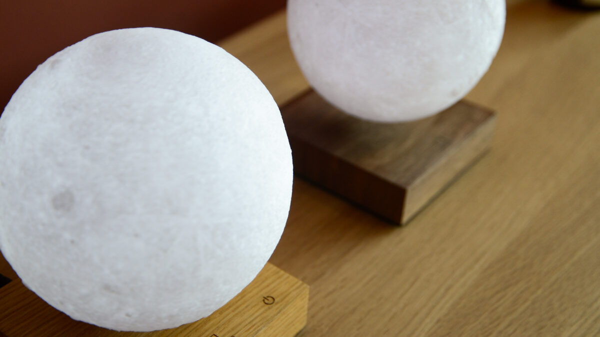 Floating Moon Lamps Moon Detail